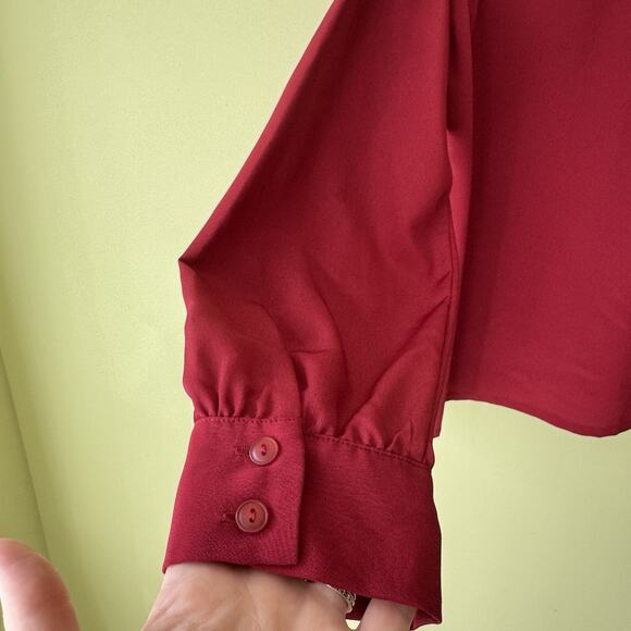 Pendleton Women’s 16 Blouse Red Satin Feel Long Sleeve Classic Career Top Office - Picture 3 of 8